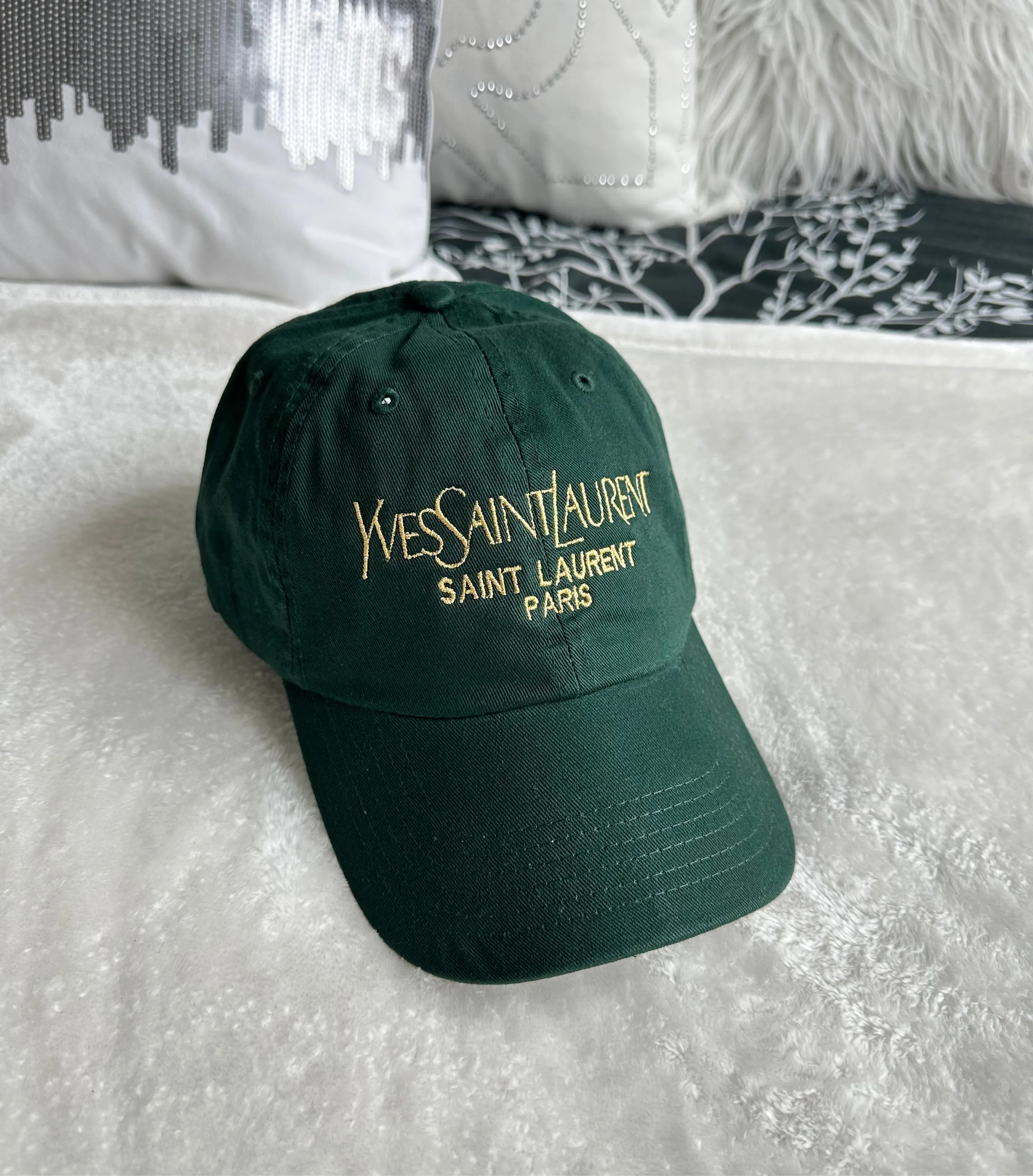 Saint L Hat